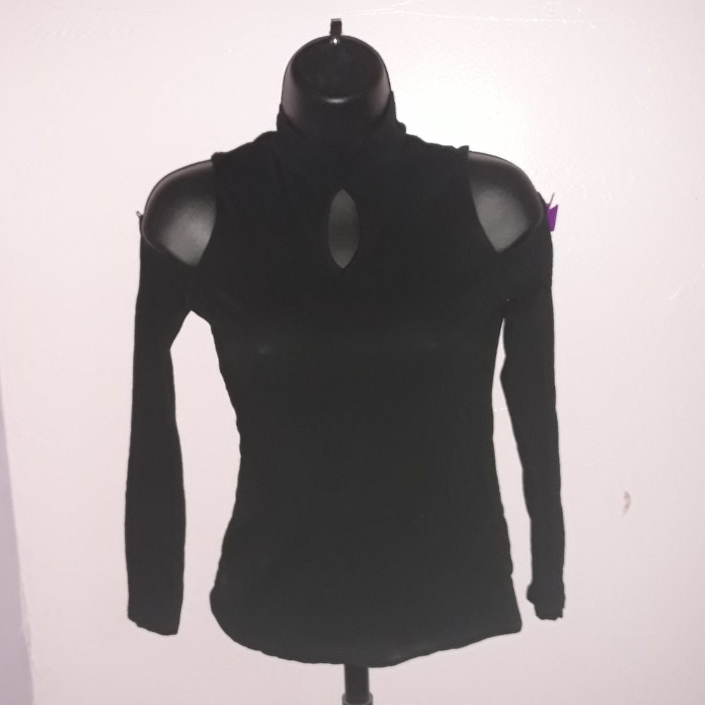 Long sleeve black shirt